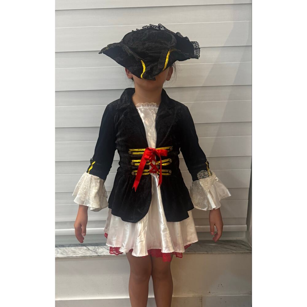 Girls Pirate costume with hat - Picture 2 of 6